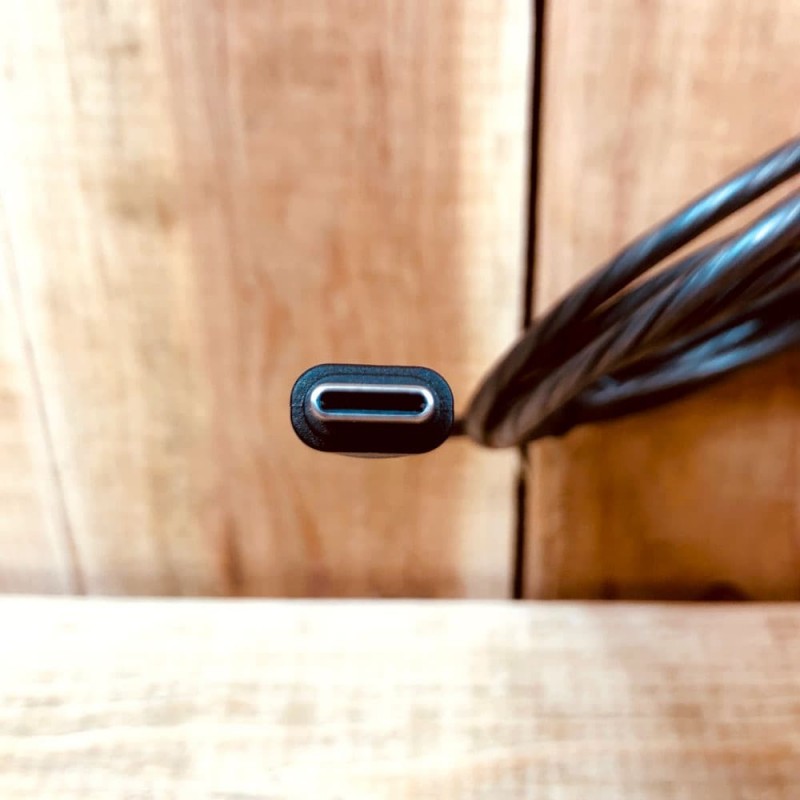 Illuminated USB Type-C charger for smartphones with electric current effect