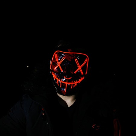 Máscara de terror luminosa roja