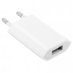 USB-Adapter auf 220-V-Steckdose