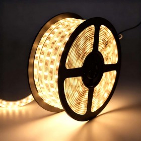 Ruban LED 220V Étanche Blanc Chaud 2700K Dimmable – 5m